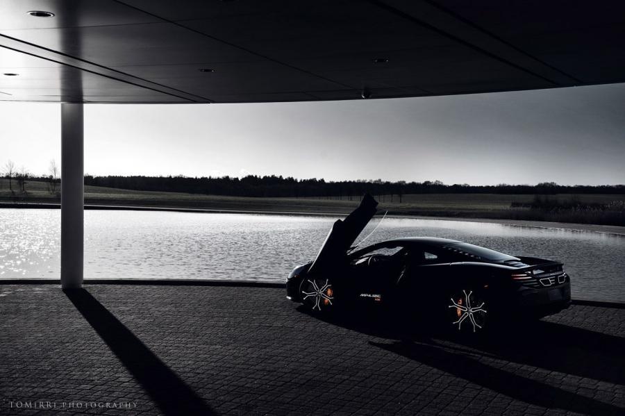  McLaren MP4-12C High Sport 2012 года  (фото 29 из 30)